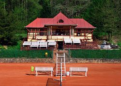 Pavilon tenisového klubu